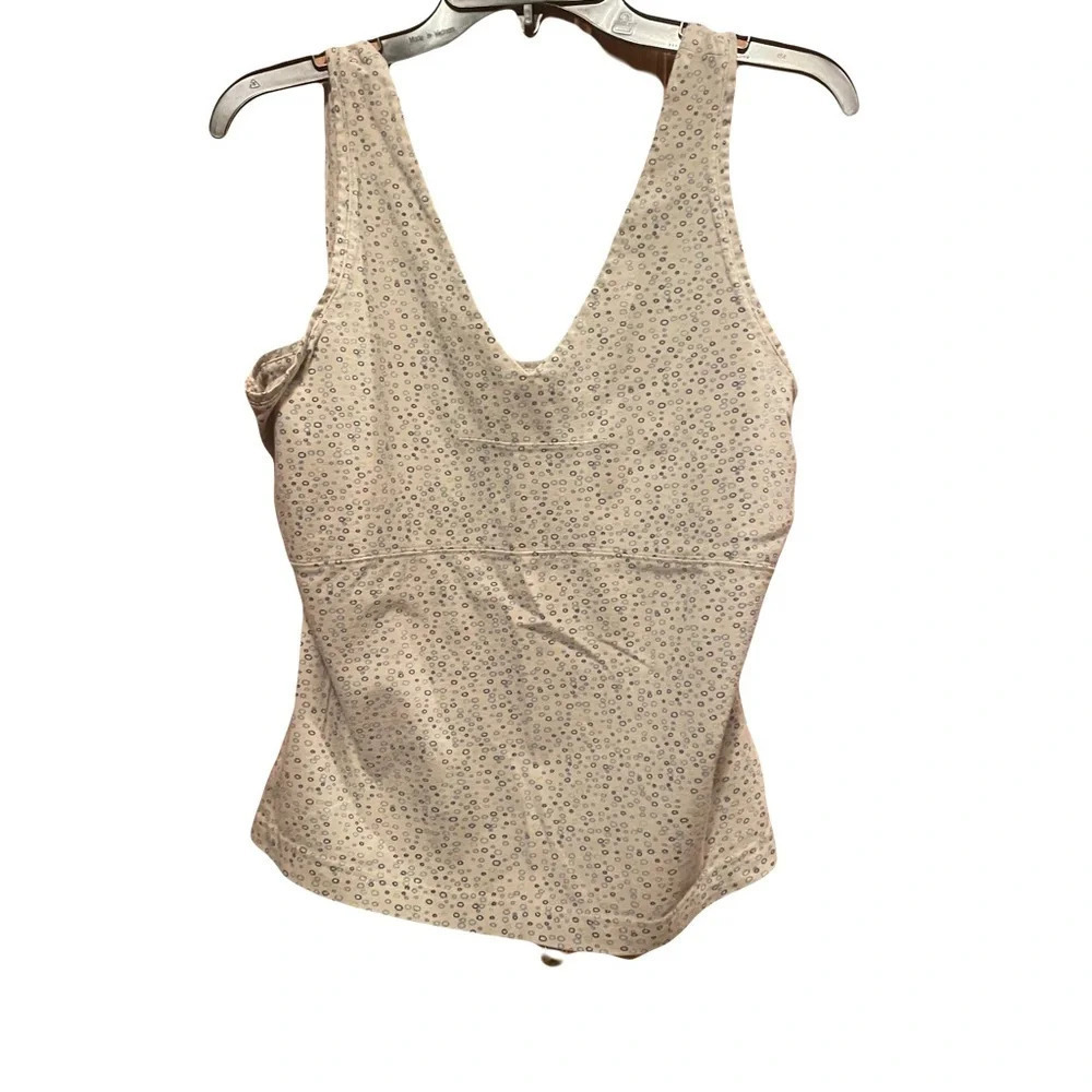 Woolrich women’s tank stone color with tiny design circles of blue shades size M